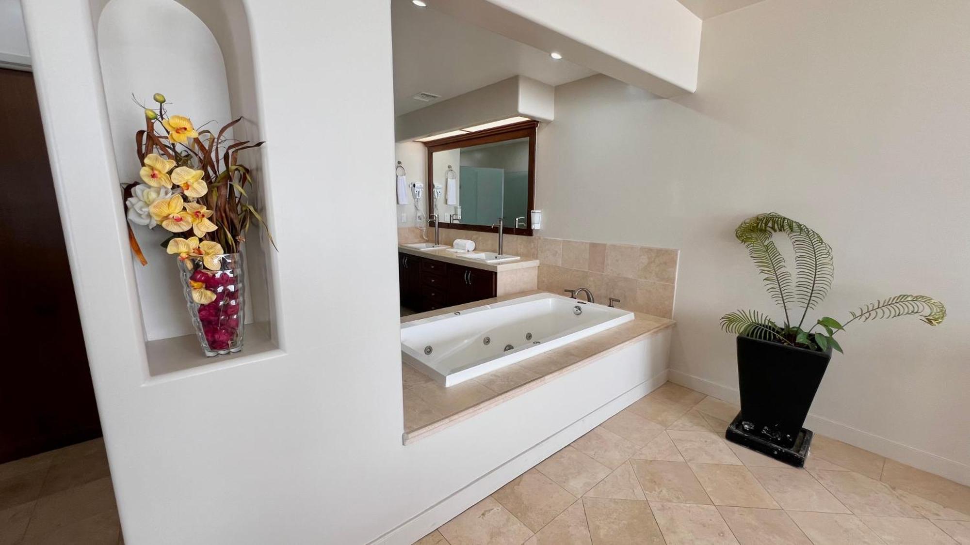 Beautiful Beach Front Condo Near Downtown Rosarito Kültér fotó
