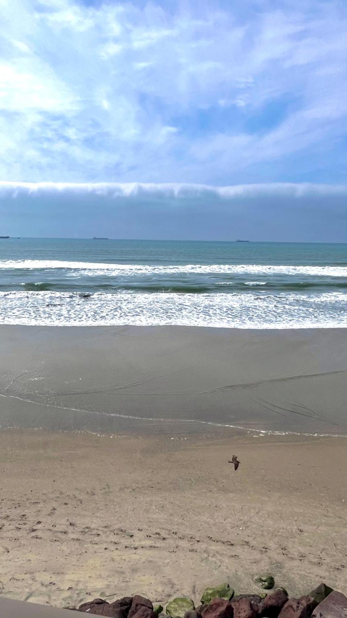 Beautiful Beach Front Condo Near Downtown Rosarito Kültér fotó