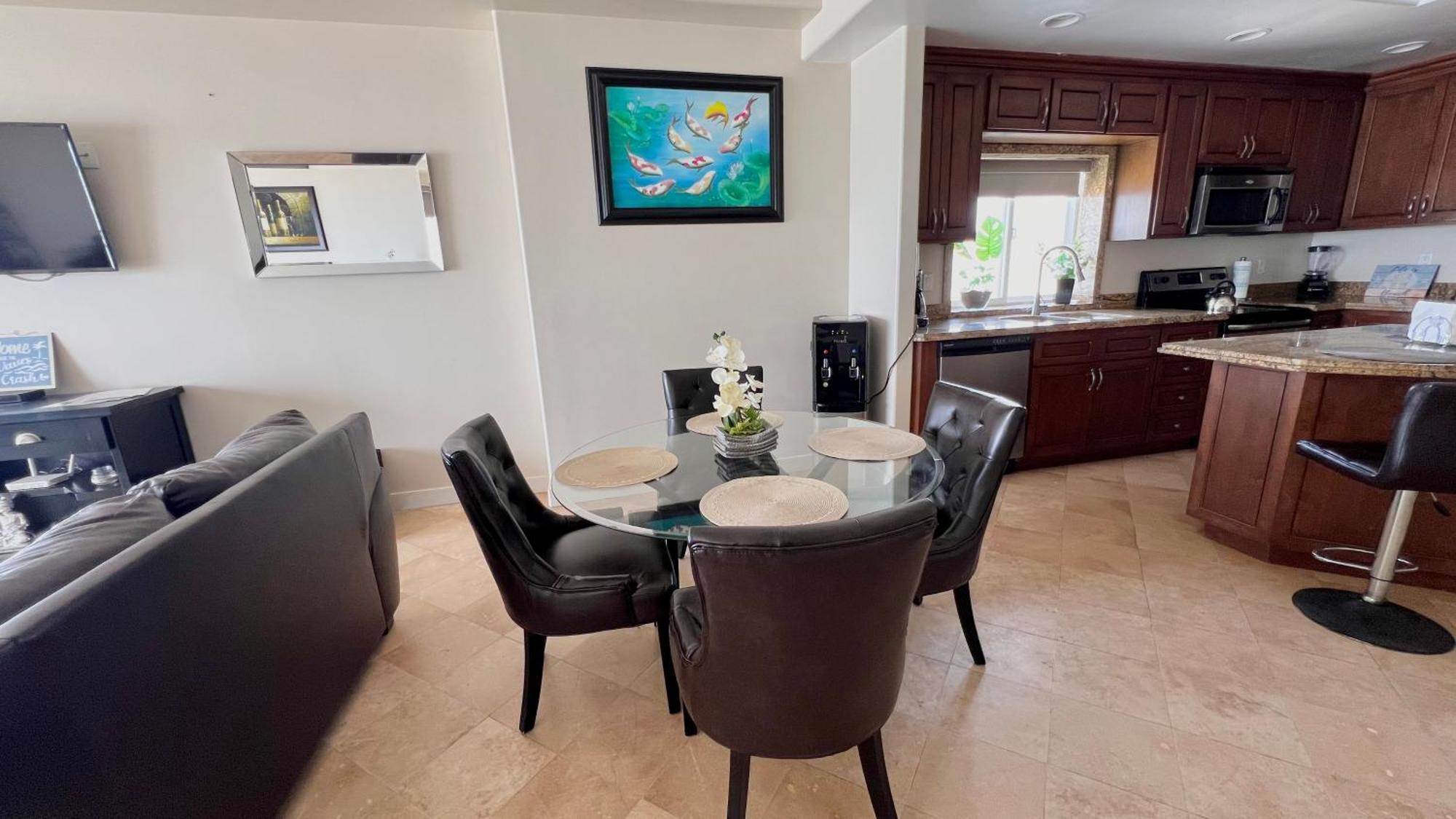 Beautiful Beach Front Condo Near Downtown Rosarito Kültér fotó