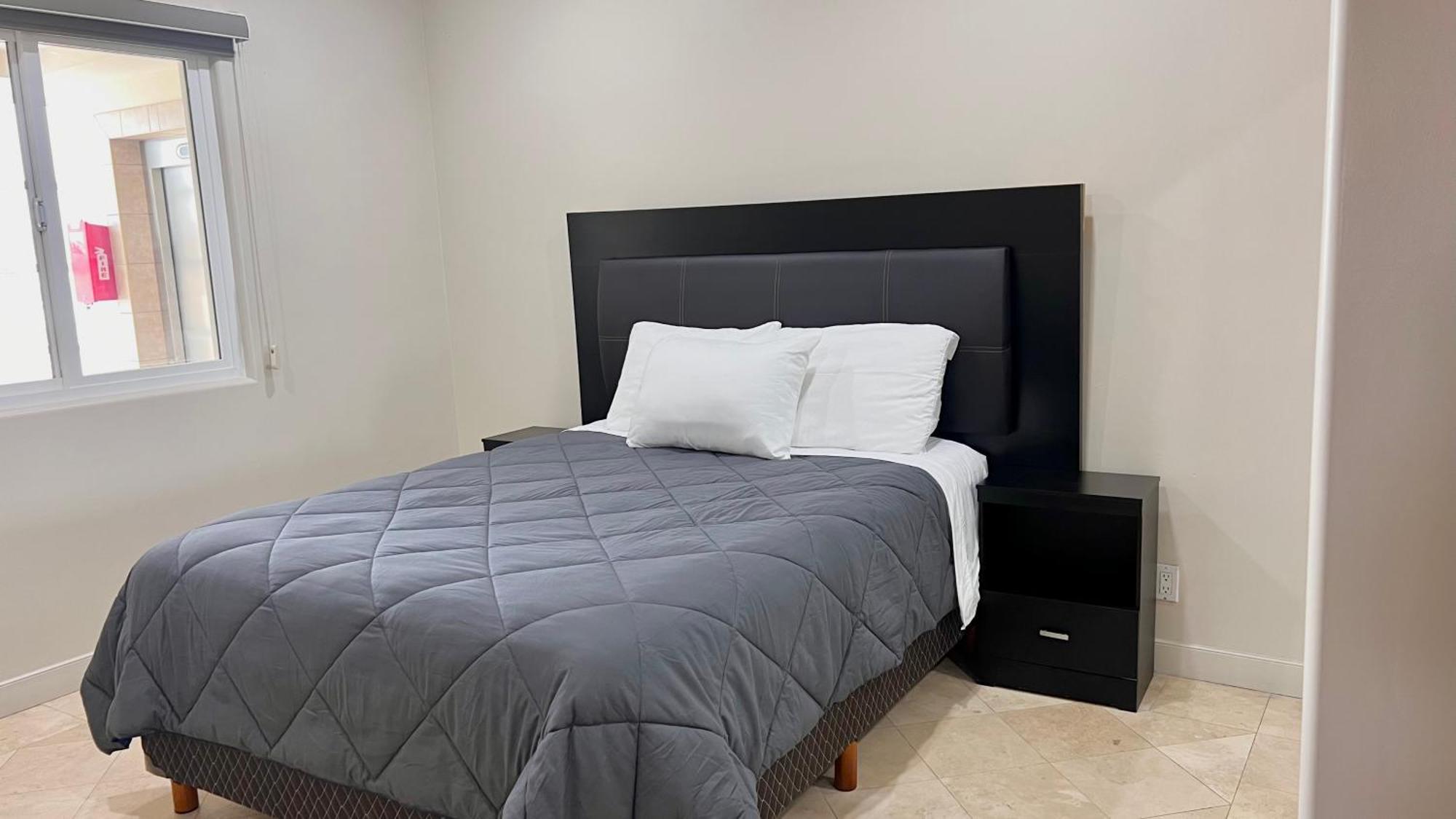 Beautiful Beach Front Condo Near Downtown Rosarito Kültér fotó